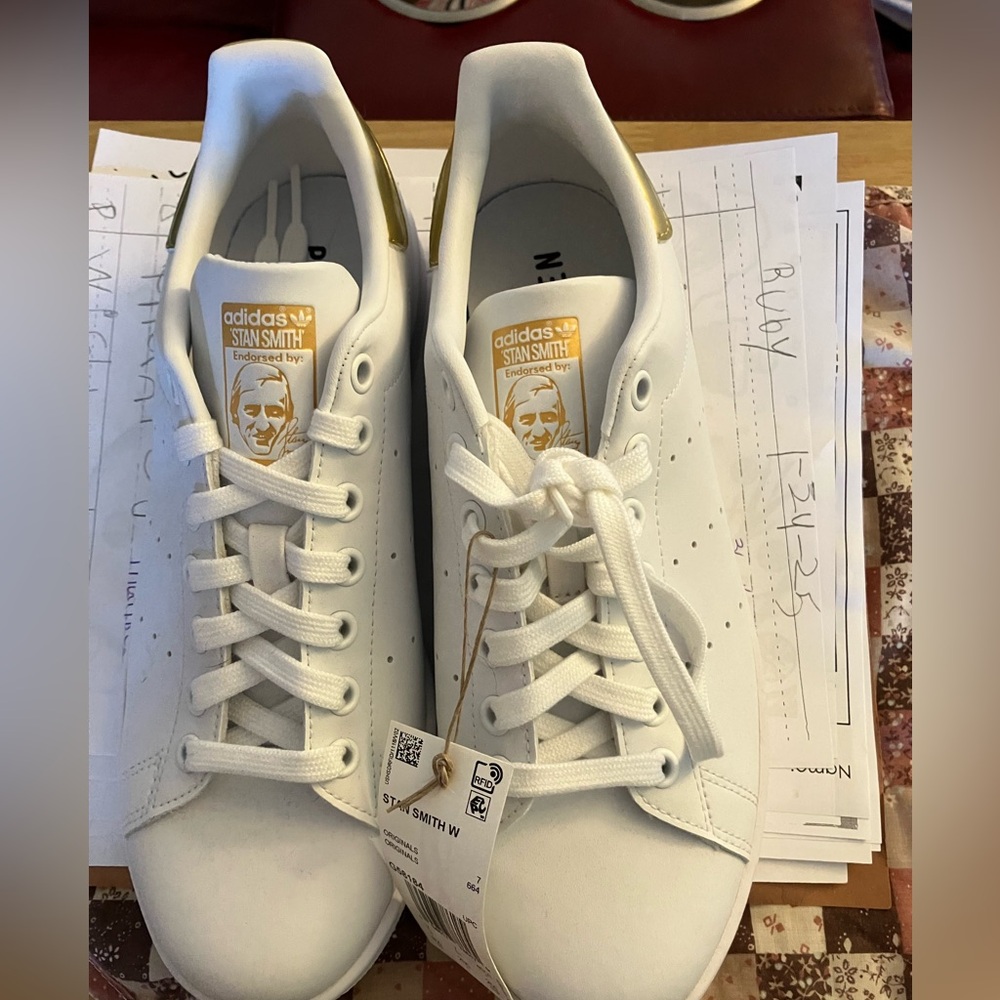 Adidas Stan Smith Sneakers Shoes Womens Size 8.5 White Leather Lace Up Q47224